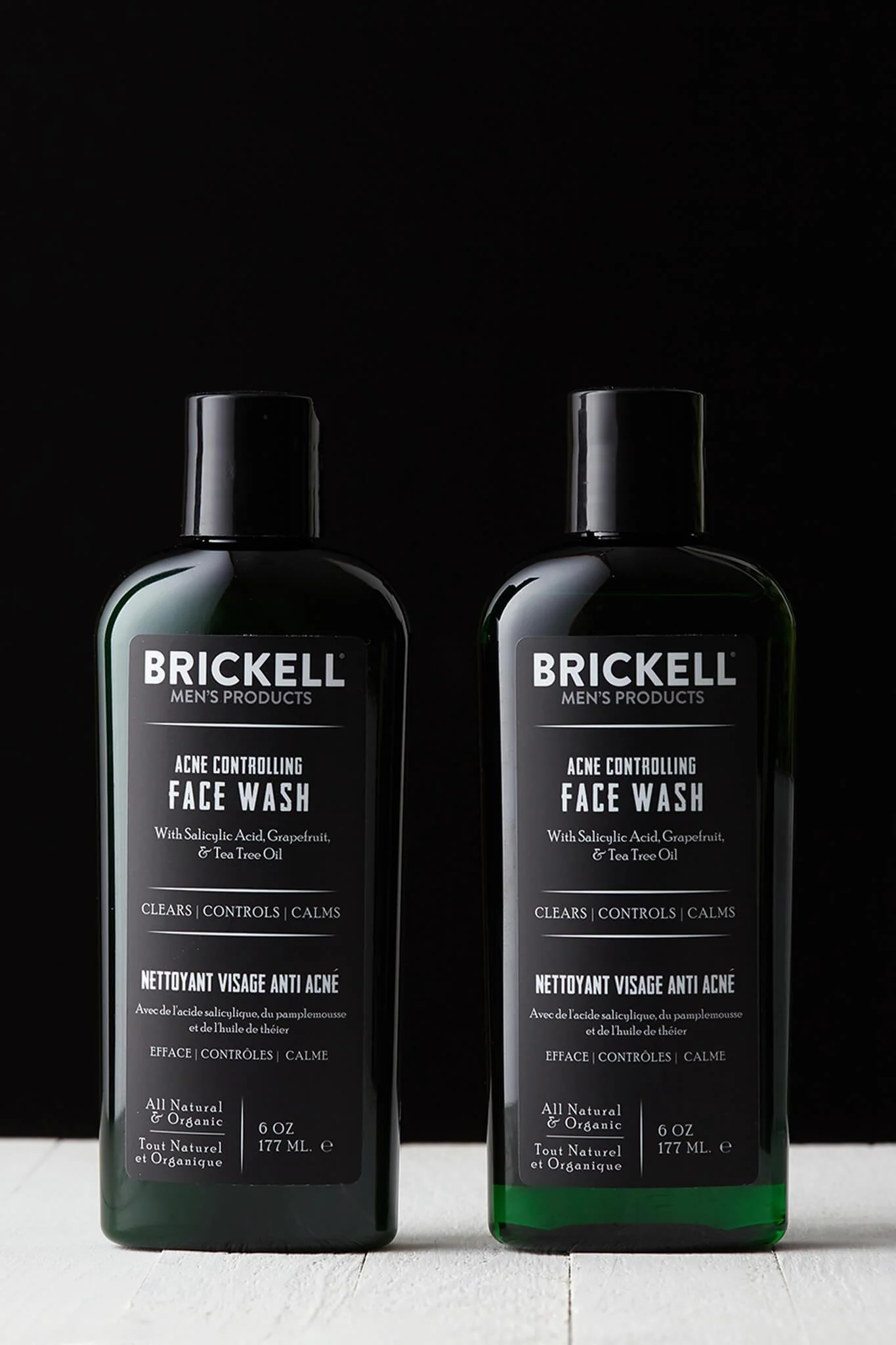 controlling-acne-face-wash-for-men-4.webp