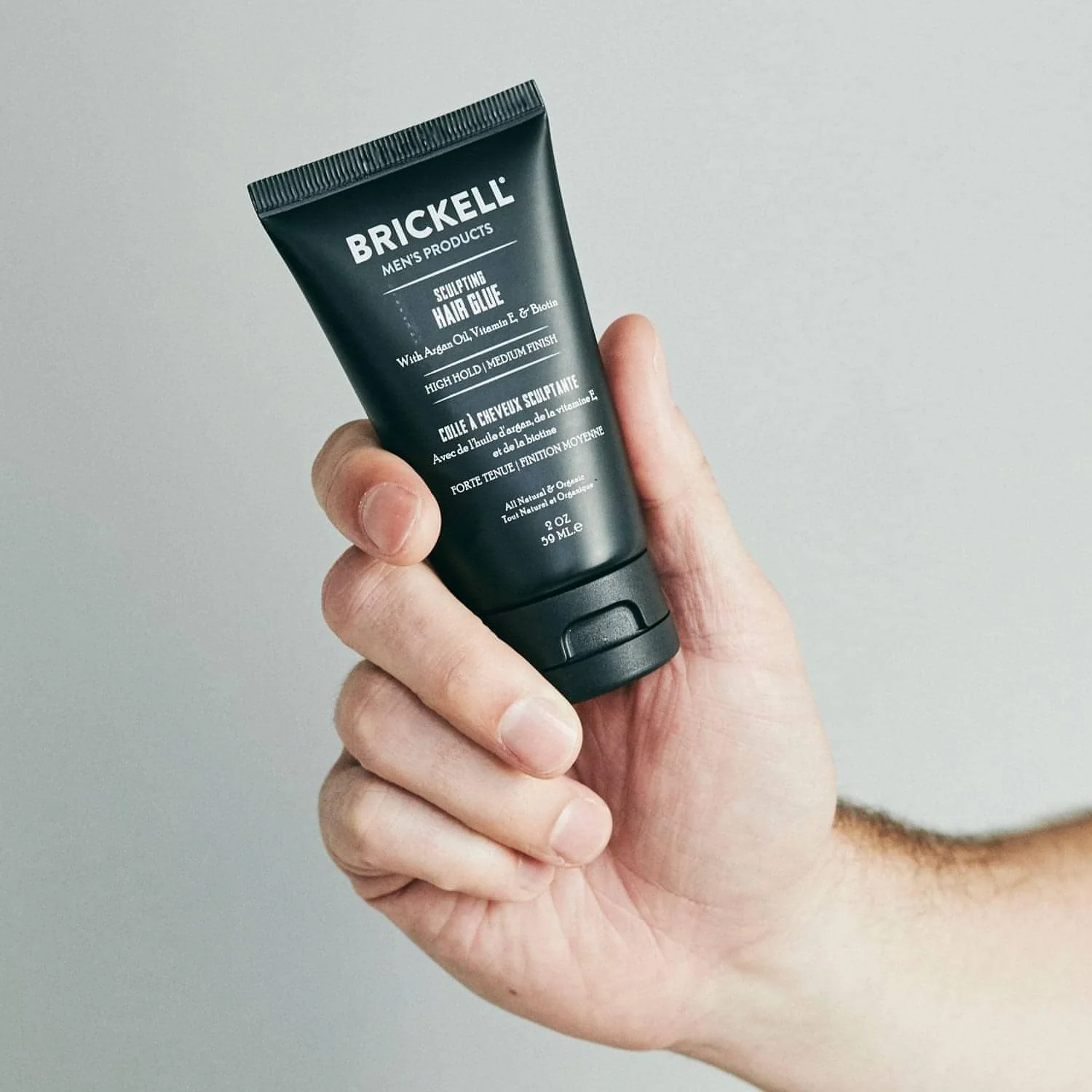 sculpting-hair-glue-for-men-2.webp